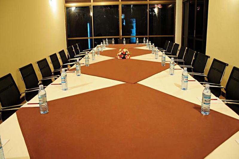Hotel Dolphin 3*