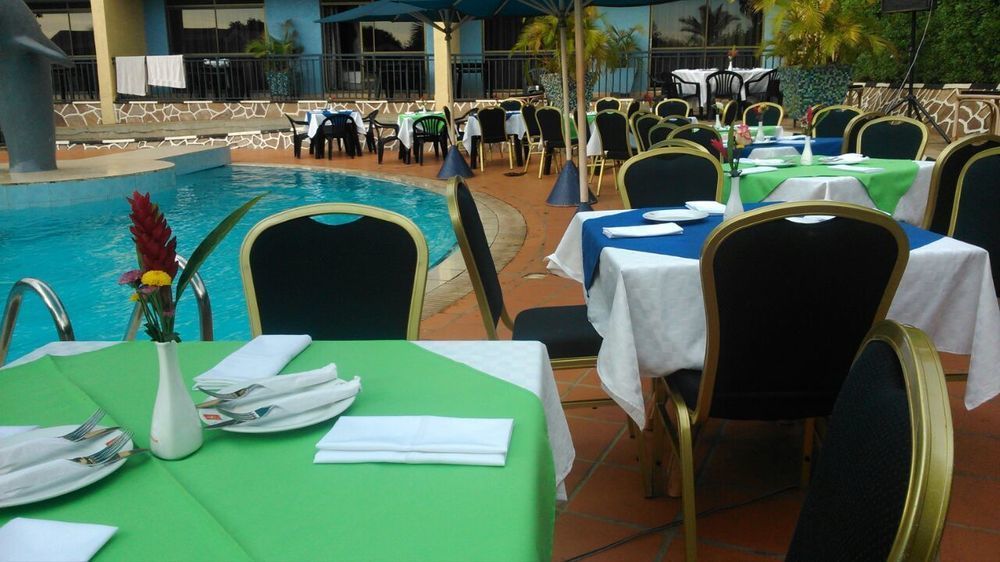 Dolphin Hotel 3*